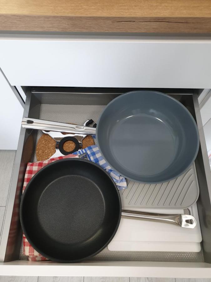 ,Private Apartment, Aircondition, Garage, Hd Tv Pl & De, Wifi, Fully Equipped, Near Beach Kołobrzeg Eksteriør bilde