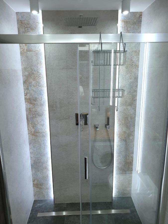 ,Private Apartment, Aircondition, Garage, Hd Tv Pl & De, Wifi, Fully Equipped, Near Beach Kołobrzeg Eksteriør bilde