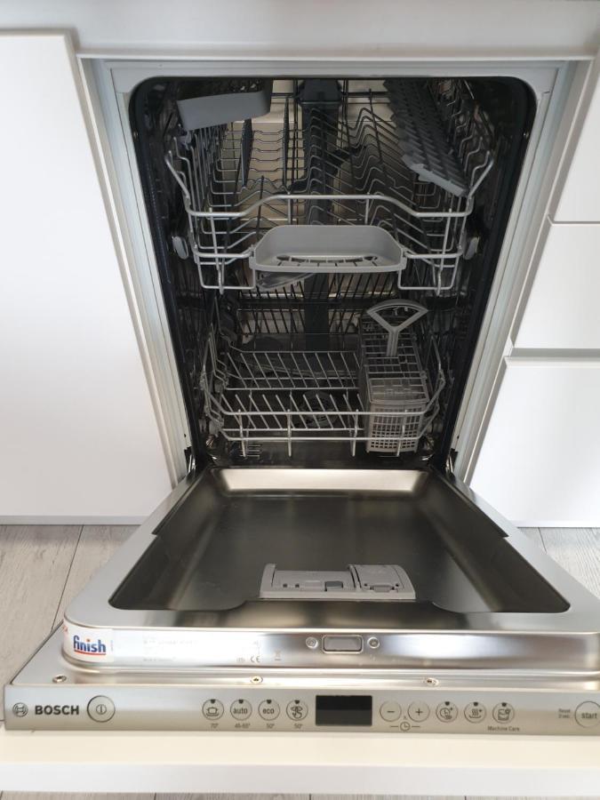 ,Private Apartment, Aircondition, Garage, Hd Tv Pl & De, Wifi, Fully Equipped, Near Beach Kołobrzeg Eksteriør bilde